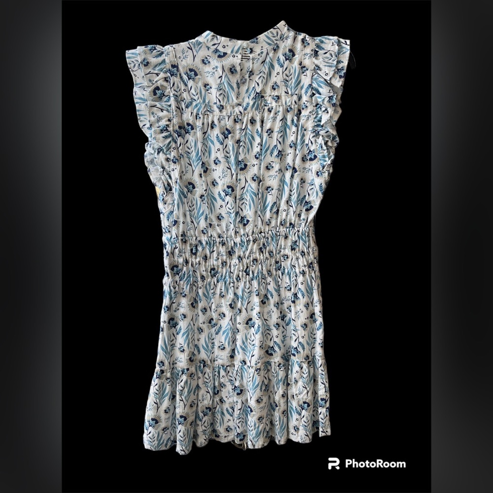 Brand new with tag, target dress. Universal thread size small
